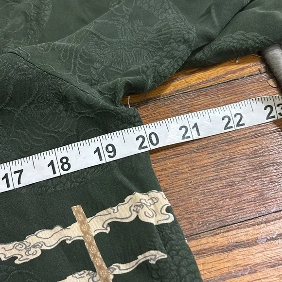 Citron Santa Monica Top Army Green Silk Asian Print Mandarin Collar Women’s M - Picture 14 of 15